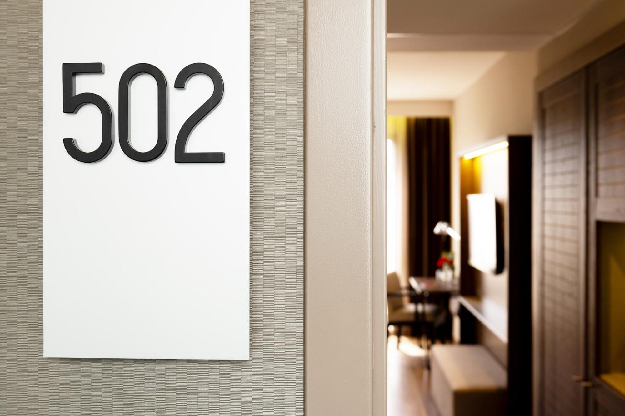 America Hotel 4*